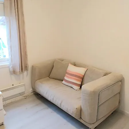 Charming 4-room & Large Garden